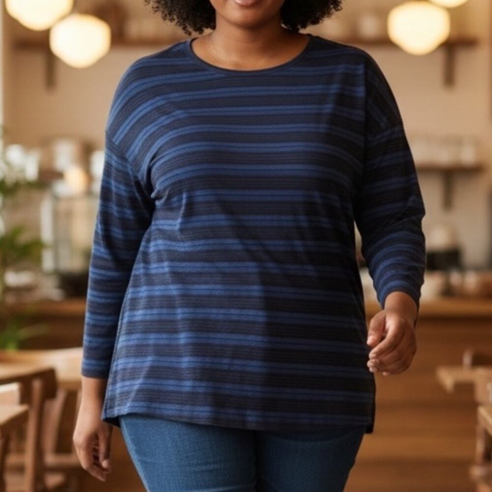 924 WOMENS 2XL BLUE LACE TOP BY VIVAYOU